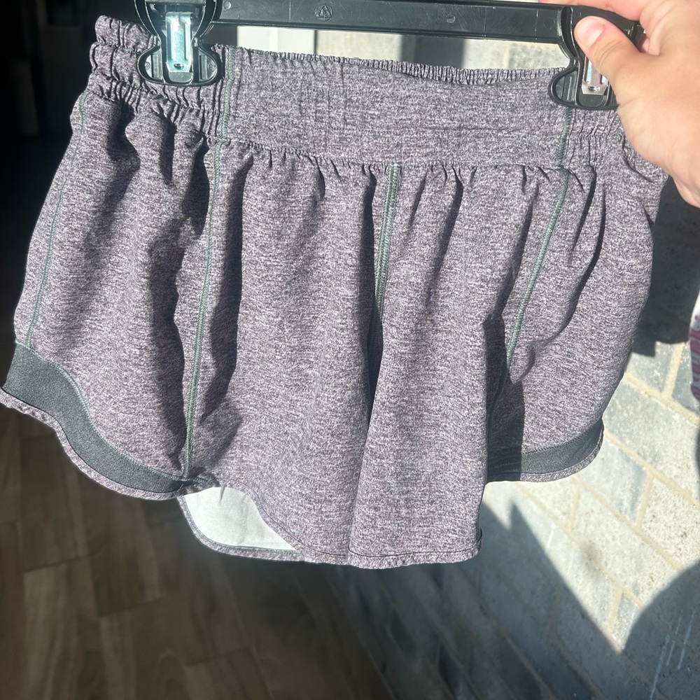 Lululemon Hottie Hot Low Rise 2 Inch Inseam Shorts (6)